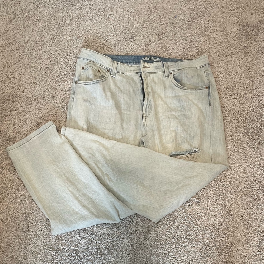 EUC Wild Fable High Rise Mom Jeans Women Size 14 Stretch Distressed Denim Light